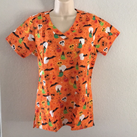 Lydia’s Medical Uniform Scrub Halloween 🎃 - Picture 2 of 6